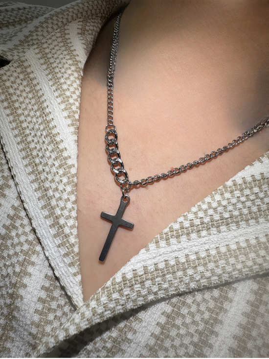 Men’s Stainless Steel Cross Pendant Necklace