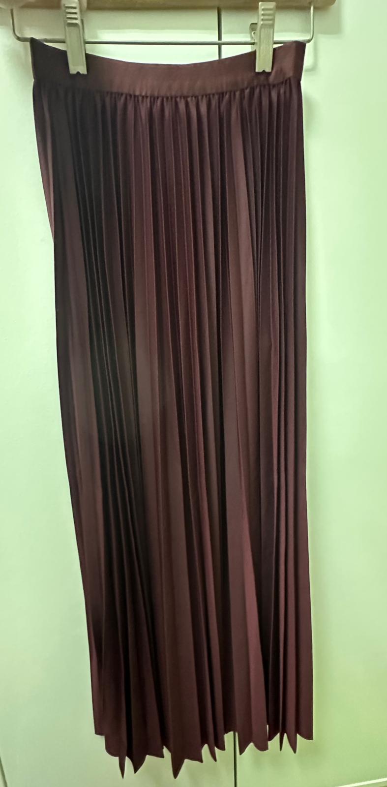 Women's Pleated Midi Skirt