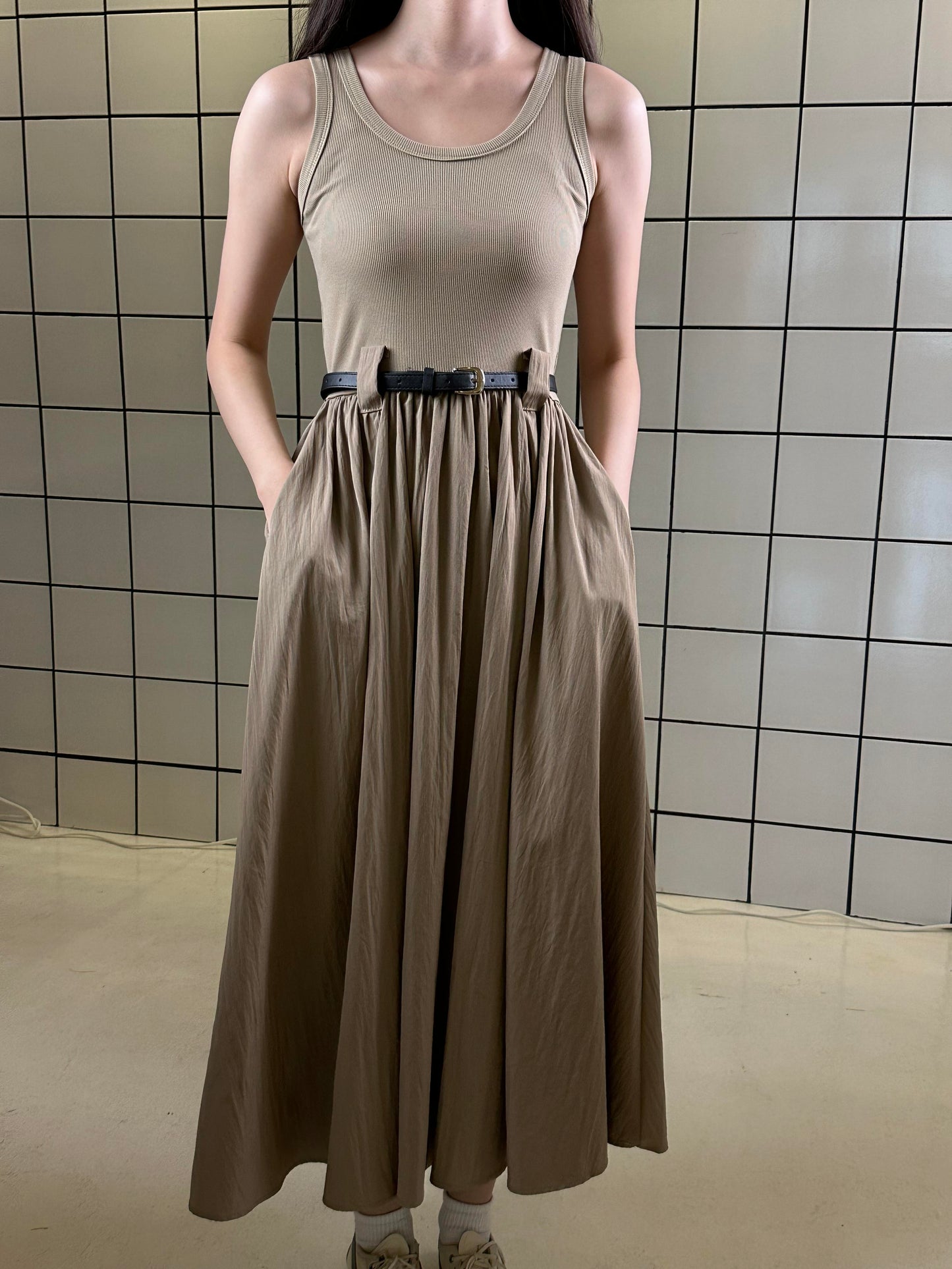 Women's Sleeveless Ribbed Maxi Dress with belt