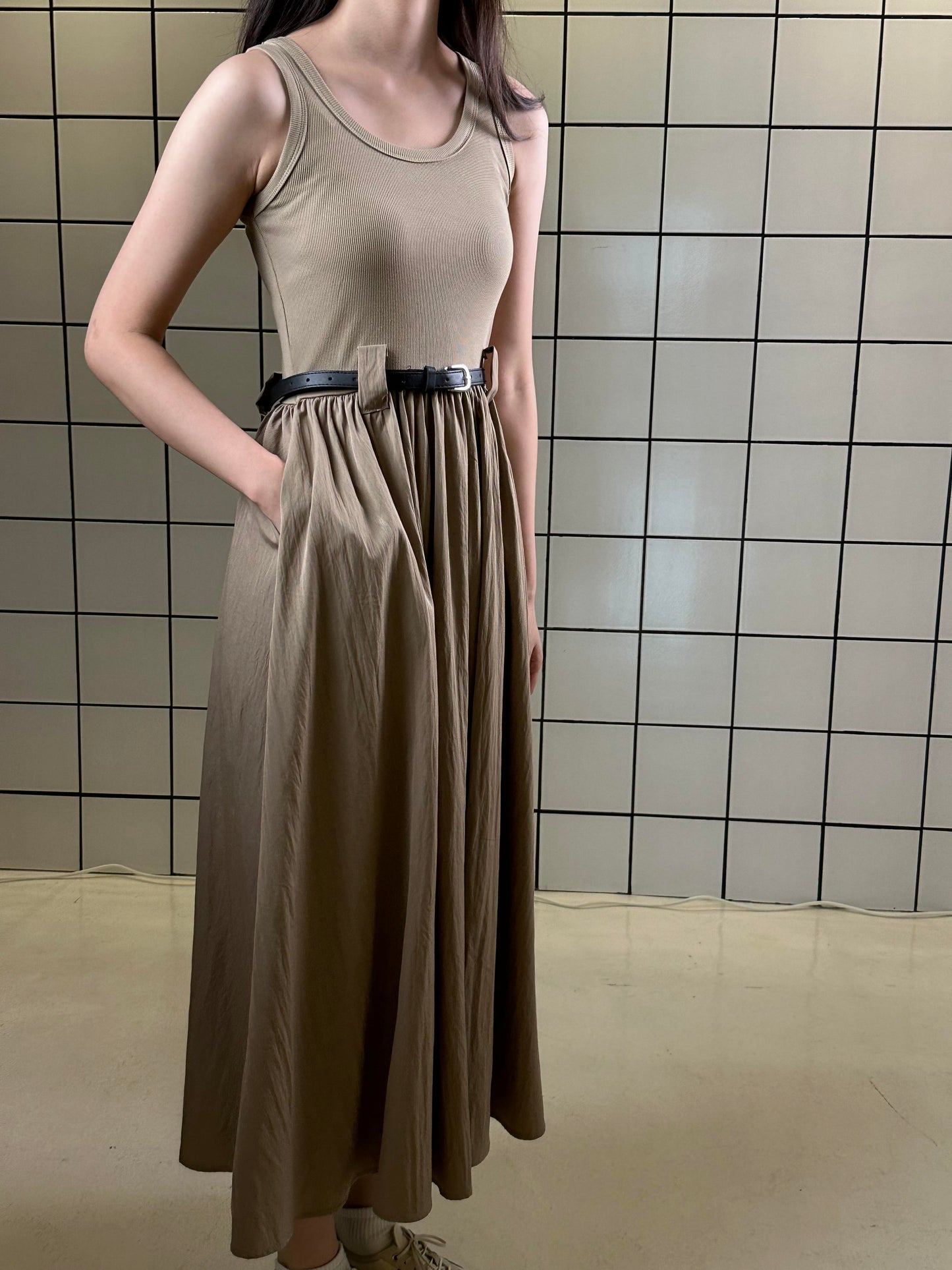 Women's Sleeveless Ribbed Maxi Dress with belt