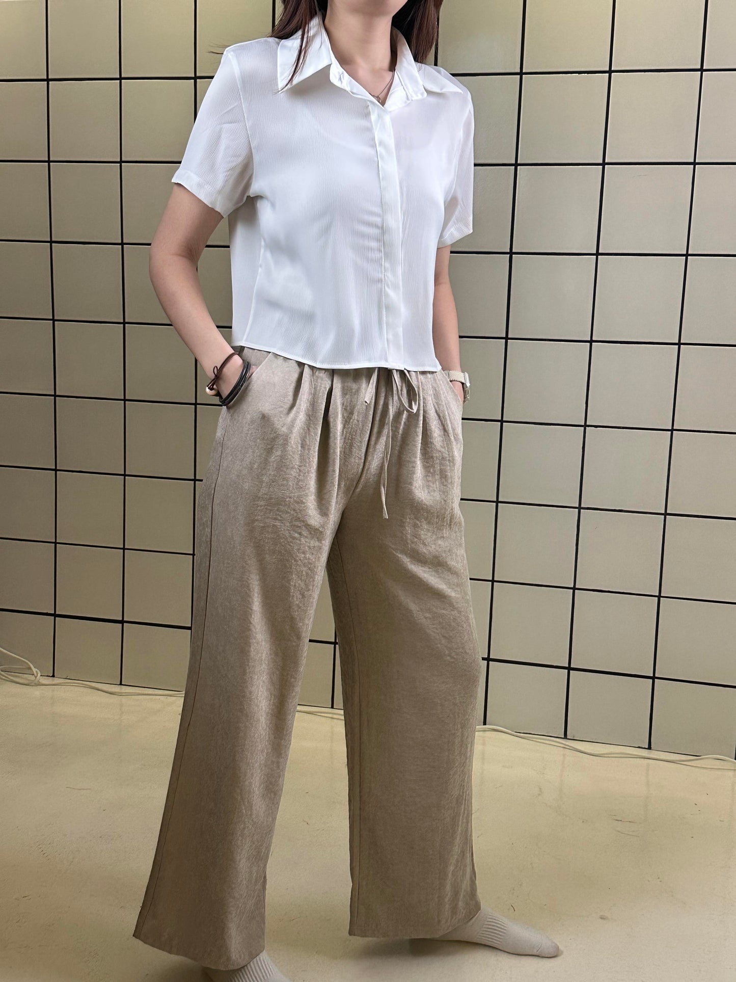 Women's Short Sleeve Collared Shirt Classic White