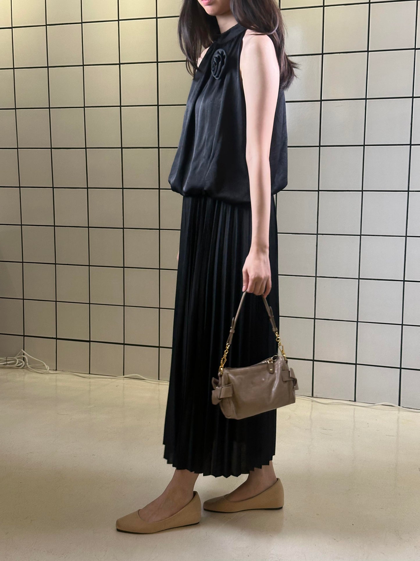 Halter Neck Rose Appliqué Top