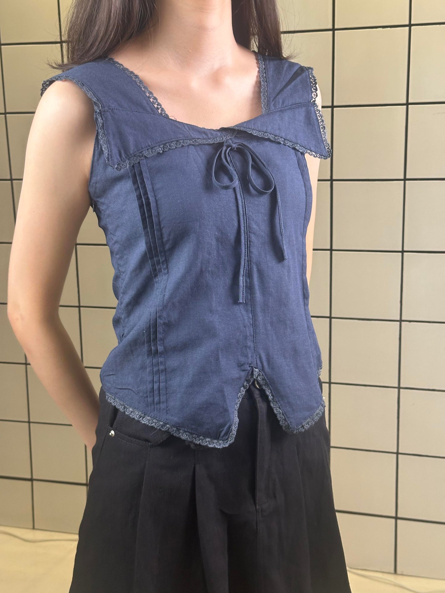 Lace Trim Corset Style Top with Matching Scrunchy