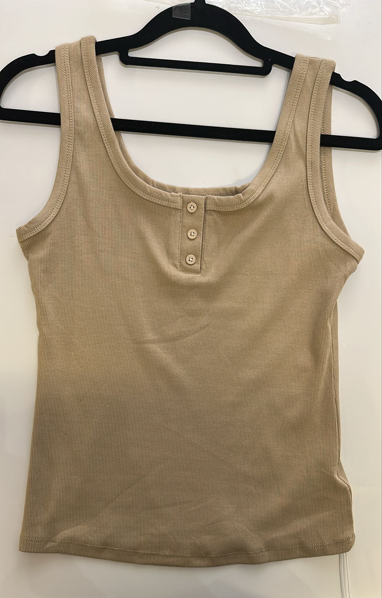 Ribbed Henley Sleeveless Tank Top